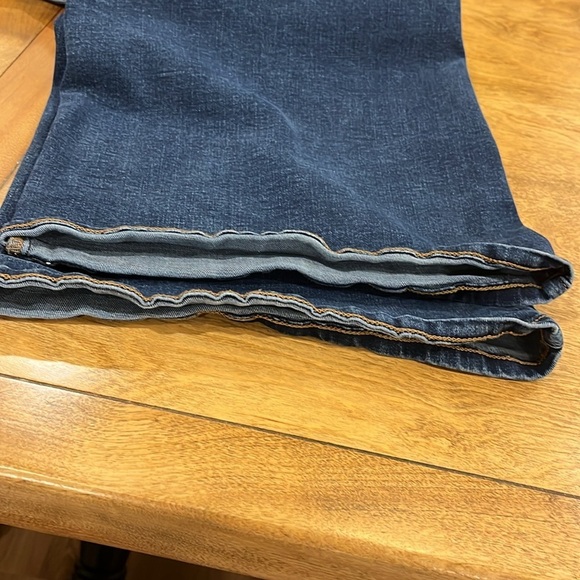 a.n.a.  High Rise Flare Jeans - Picture 4 of 5